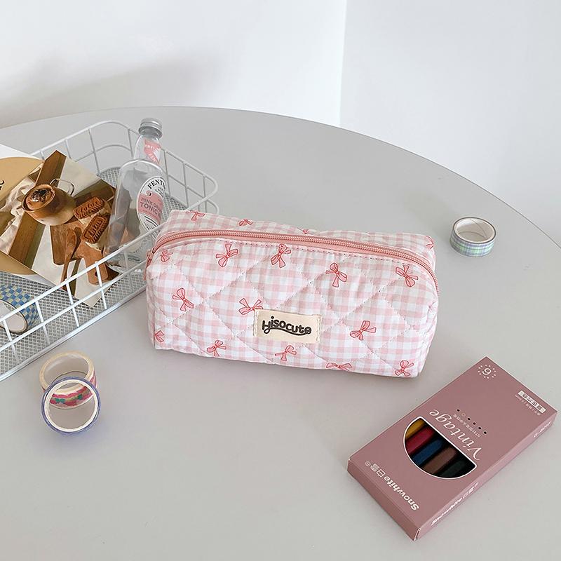 

Ins Style Simple Bow Цветочный Печатный Пенал Студенческая Канцелярская Сумка Для Хранения Пишущие Инструменты Чехол Косметичка Школьные Принадлежности розовый