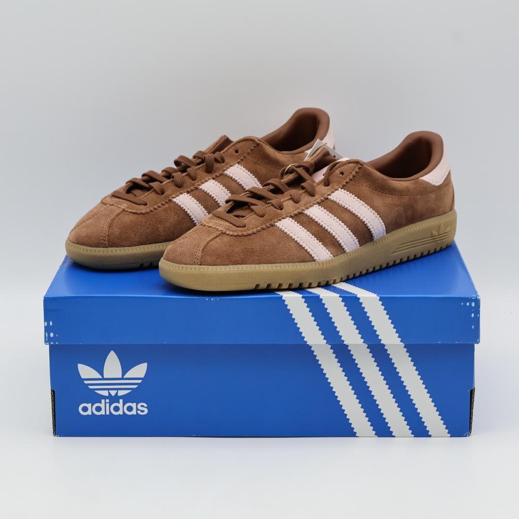 JH9088 Adidas Originals Bermuda Preloved Brown Sandy Pink Gum (Women's)