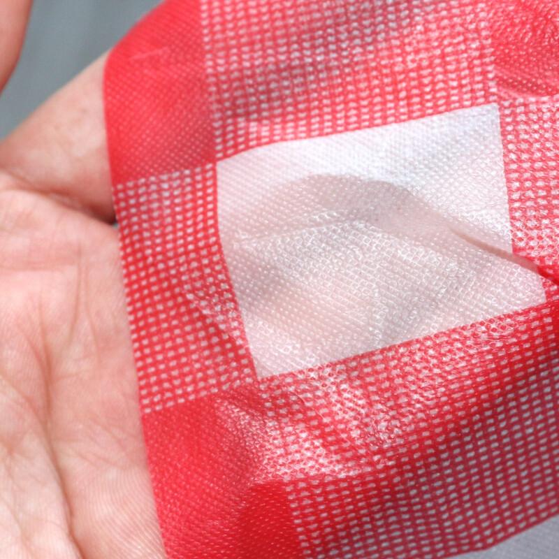 ZISIZ Red Plaid Disposable Plastic Tablecloth
