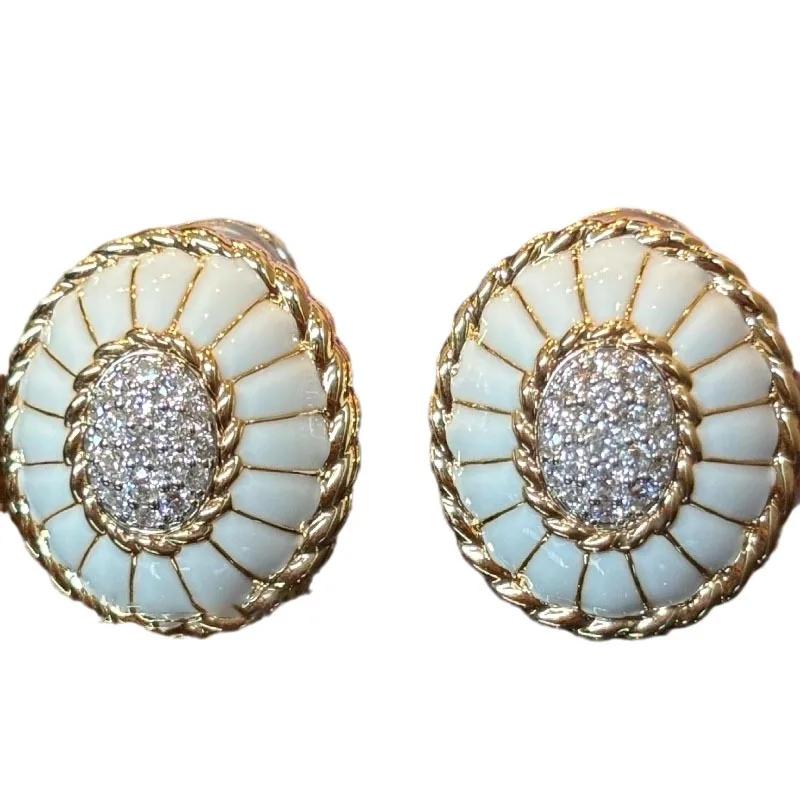 New In Vintage Art Twists White Enamel Earings Stud High Quality Fashion Delicate Flower Earrings for Women Wedding Jewelry