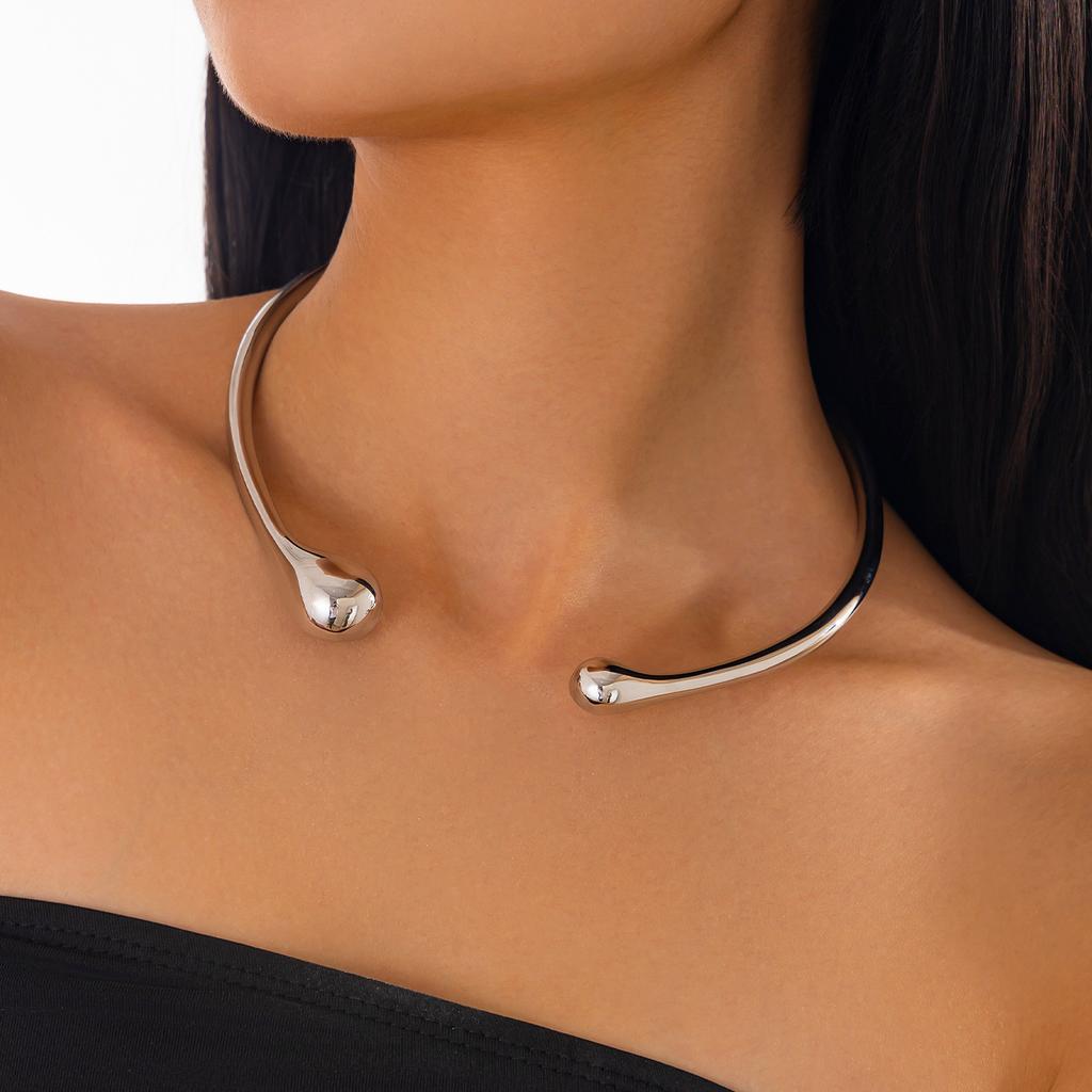 Doplňky Jednoduchý INS Větrný Slitina Hladký Prsten Krátký Choker Obojek Tvar Kapky Vody Lesklý Náhrdelník Ženy
