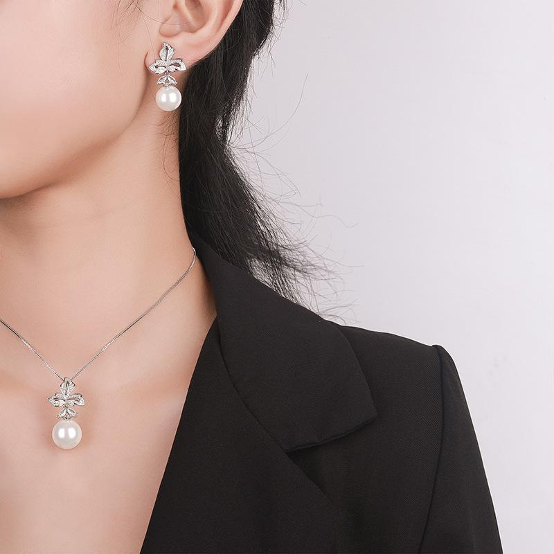 Jewelry Copper Bottom Gold-Plated Inlaid Fritillary Pearl Temperament Set Female 14Mm12Mm