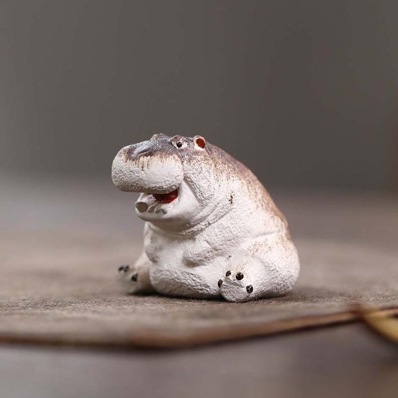 Chinese Yixing Lion Purple Clay Tea Pet Handmade Sculpture Crafts Crocodile Statue Tea Figurine Ornaments Tea Set Accessories