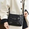 Mehrschichtige Umhängetasche mit Herzdekor, modische Damen-Leder-Crossbody-Taschen, geeignet für den Arbeitsweg