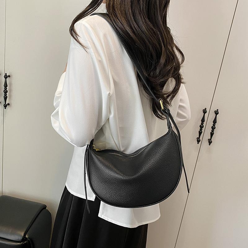 Fashion Soft Leather Crescent Crossbody Bags Casual Hobo Sling Shoulder Bag With Adjustable Strap Roomy For Daily Commute Travel