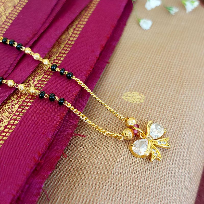 

Красивая мангалсутра в форме банта для женщин от FashionCrab