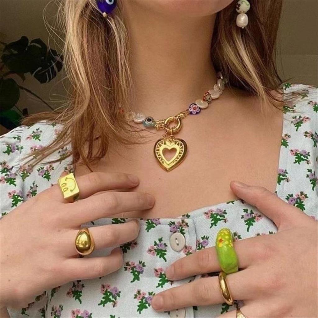 Tooxika Skeleton Love Heart Pearl Lurex Small Flower Necklace Niche Beading Personality Temperament Collarbone Chain