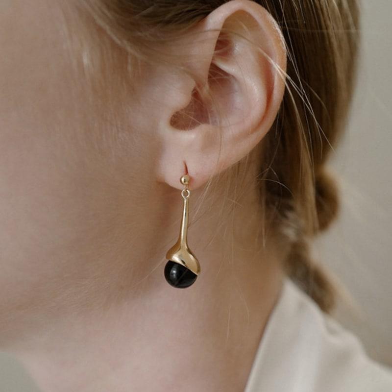 fiore stone bud drop earring (onyx)