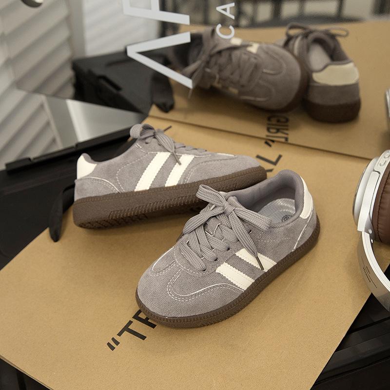 Children's moral training shoes 2025 spring and autumn new boys and girls soft baseplate shoes large, medium and small children versatile sports shoes