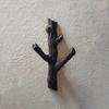 Wall Mounted Iron Branch Hook, Tree Branch Shape Key and Bag Storage Hook for Keys, Bags and Towels, Three Hook Arms for Entryway Bathroom Kitchen