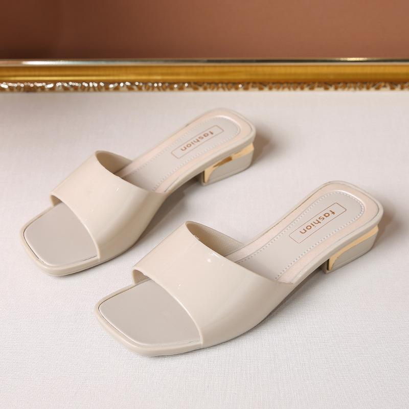 

Summer fashion women s wear versatile thick heel fashion glossy one-word drag women s models 36-37 (one size smaller)