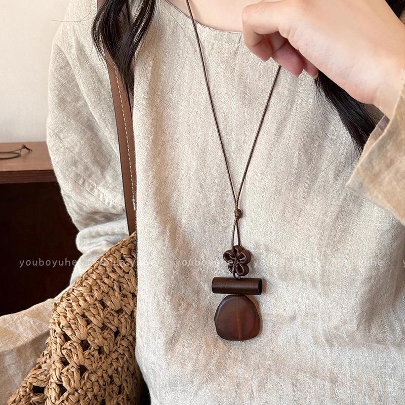 New Chinese-style Hollow Water Drop Long Necklace Women's Sweater Chain Simple Neck Accessories