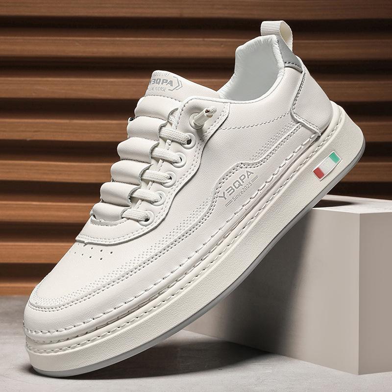 Men's Casual Leather Slip-On Sports Shoes Soft Bottom Wear-Resistant Round Toe Flat Heel Rubber Sneaker