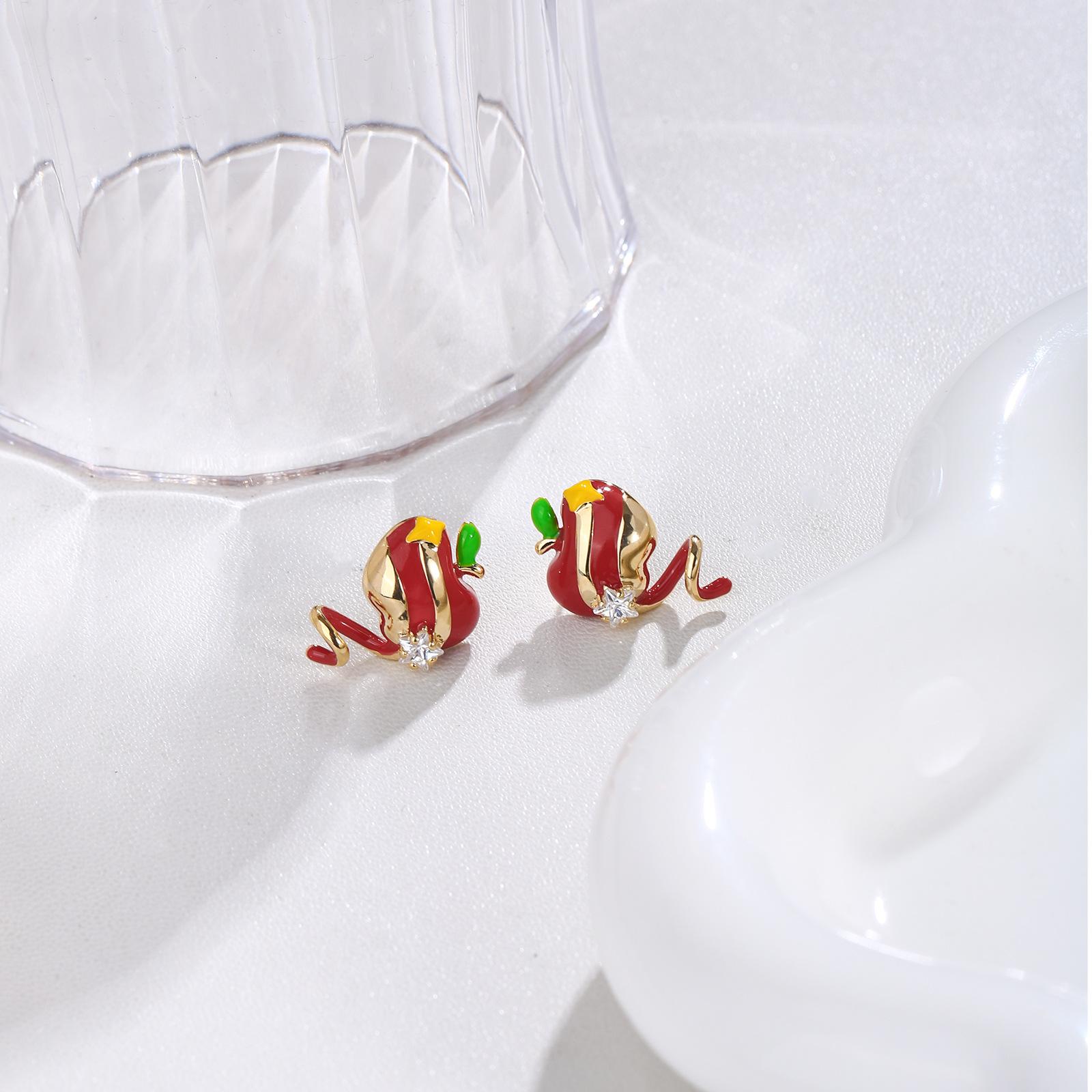 

1Pair Premium Sense Flash Party Series Apple Stud Earrings Fashion Temperament Earrings