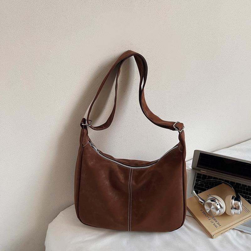 

Premium textured messenger bag women s bag bag large capacity women s shoulder bag commuter tote bag коричневый