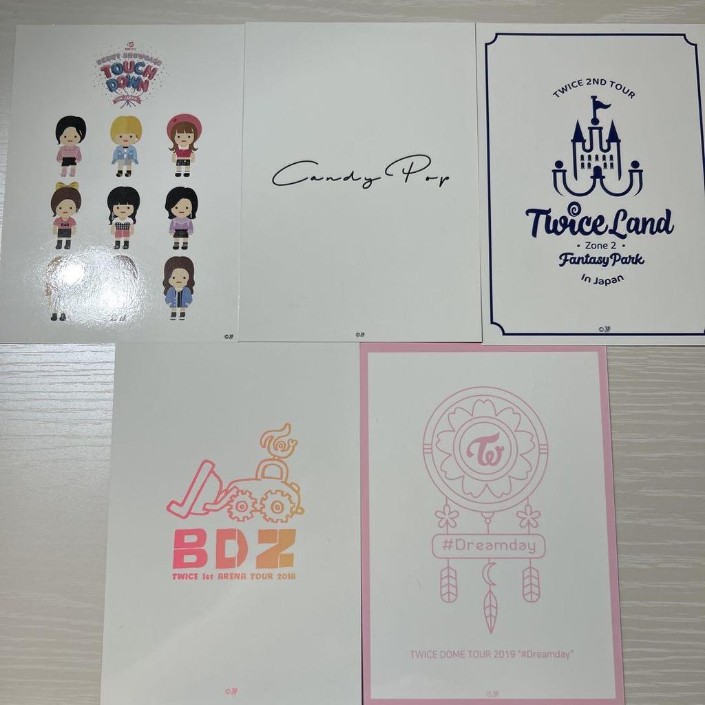 [USED] TWICE Momo Runtrail Live Photo