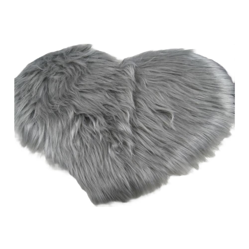 Bedroom Carpet Non-Slip Floor Mat Plush Heart-Shaped Carpet High Density