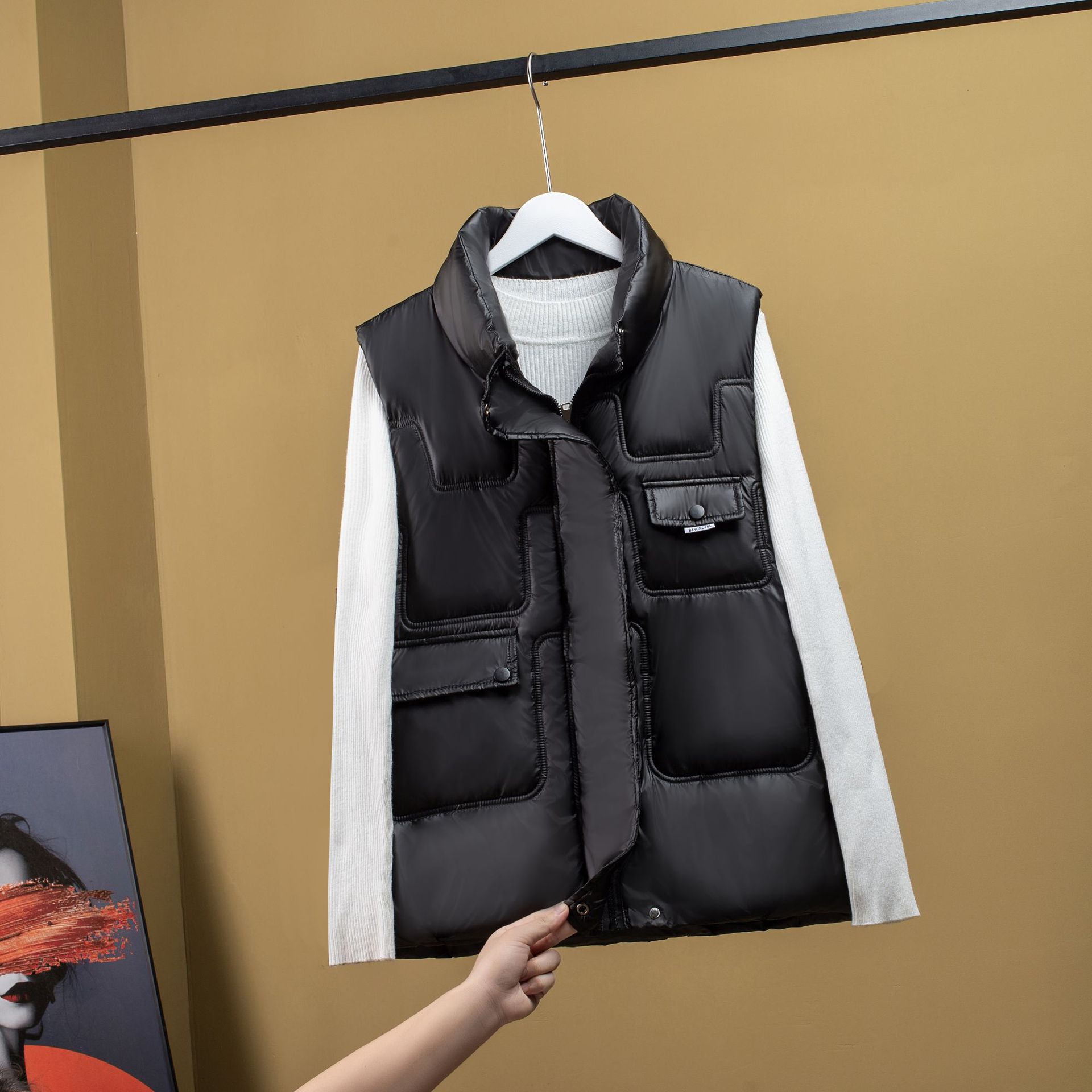 

Глянцевый пуховый жилет женский короткий новая зимняя одежда модный свободный жилет из пуха белой утки теплая куртка XXL130-155