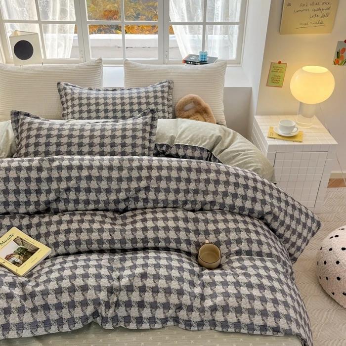 small fresh pure cotton abraded four-piece set, skin-friendly bed sheet washed cotton quilt cover, dormitory three-piece set