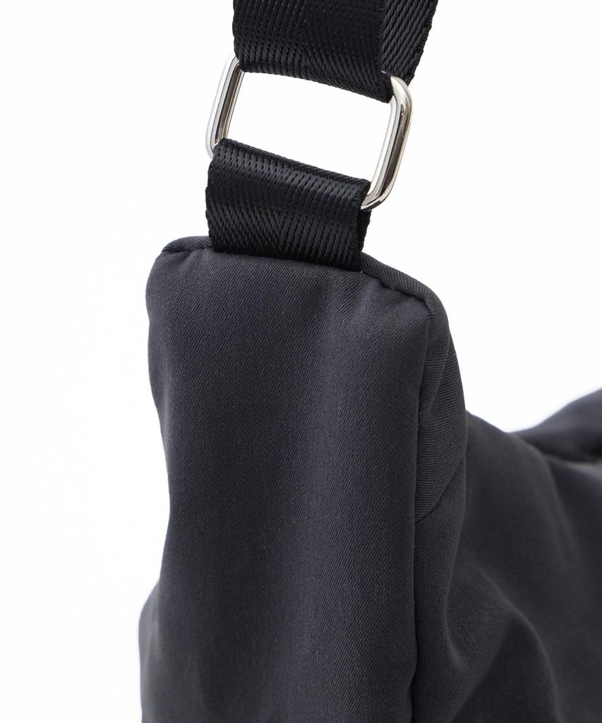 Anello Grande pocca shoulder bag GTM1014 BK