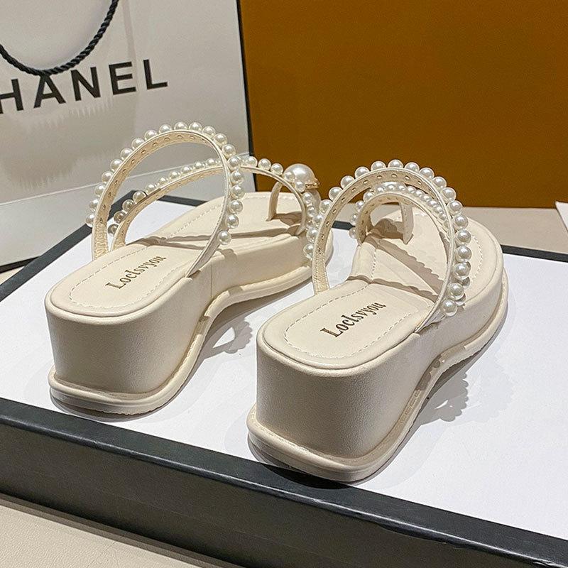 Design sense niche high-heeled sandals new wedge heel cover toe wear slippers fairy thick bottom French one-word