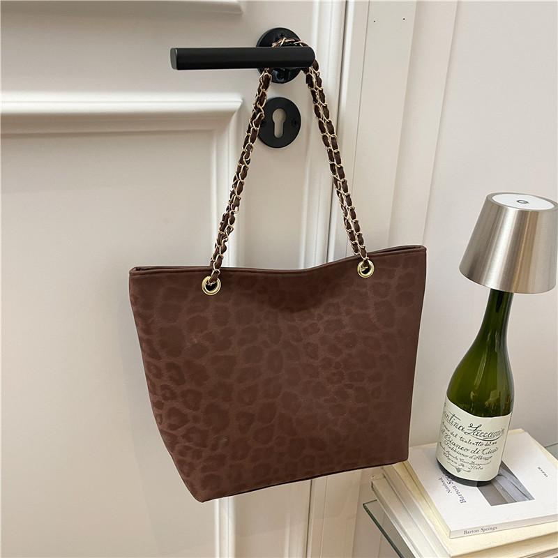 Fashion Leopard Print Shoulder Bag Women Large Capacity Crossbody Commuter Handle Bag Textured Casual and Simple Storage Bags
