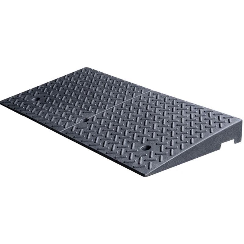 Rubber Curb Ramp Pad