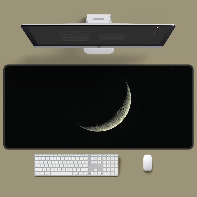 Extra Large Starry Sky Gaming Mouse Pad – Non-Slip, Thick for Dormitory or Office