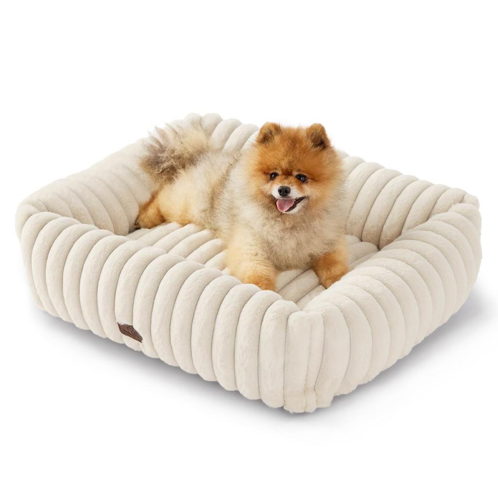 Fluffy Dog Bed, Cat Bed, Pet Bed with Non-Slip Cushion, Removable Washable Cover, Portable, for a Sound Sleep for Dogs and Cats (White, 63*53*18cm)