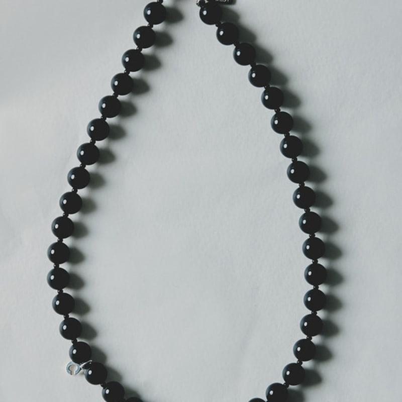 COLLECT SYNERGY classic black onyx necklace