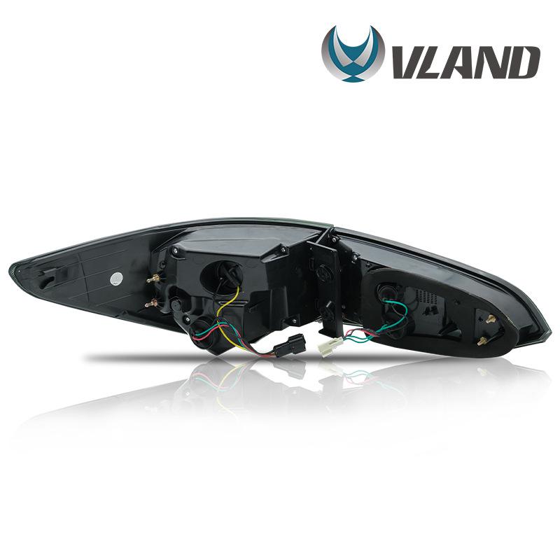 2014-2018 Hyundai Santa Fe Taillight Assembly: Light Guide, Brake, Running & Reverse