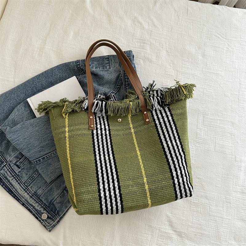 Stylish Large Capacity Canvas Tote Bag For Students Class Commuter Trendy Handbag