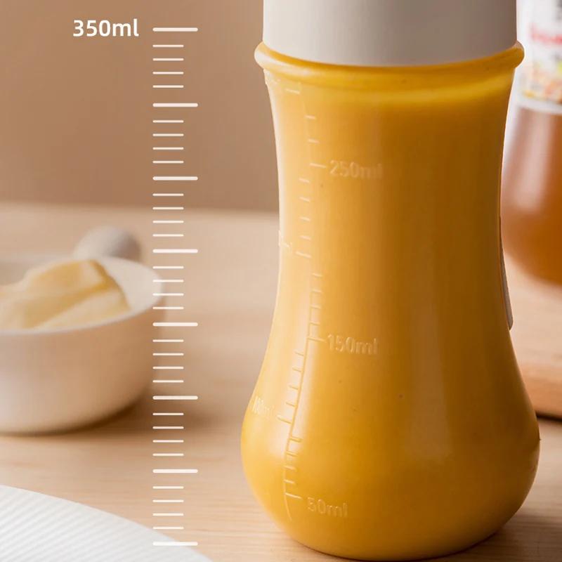 350ML Sauce Squeeze Bottle Five Hole Plastic Ketchup Bottle Sauce Honey Dispenser Container Kitchen Condiment Olive Oil Bottles