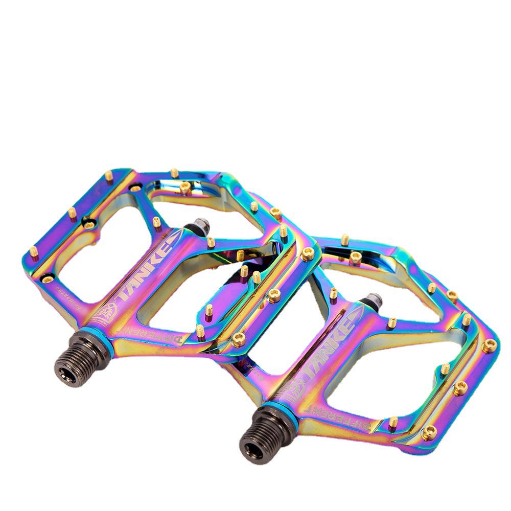Carbon Guest CNC Colorful Aluminum Bike Pedals with Bearing Axle for Mountain and Off-Road Biking