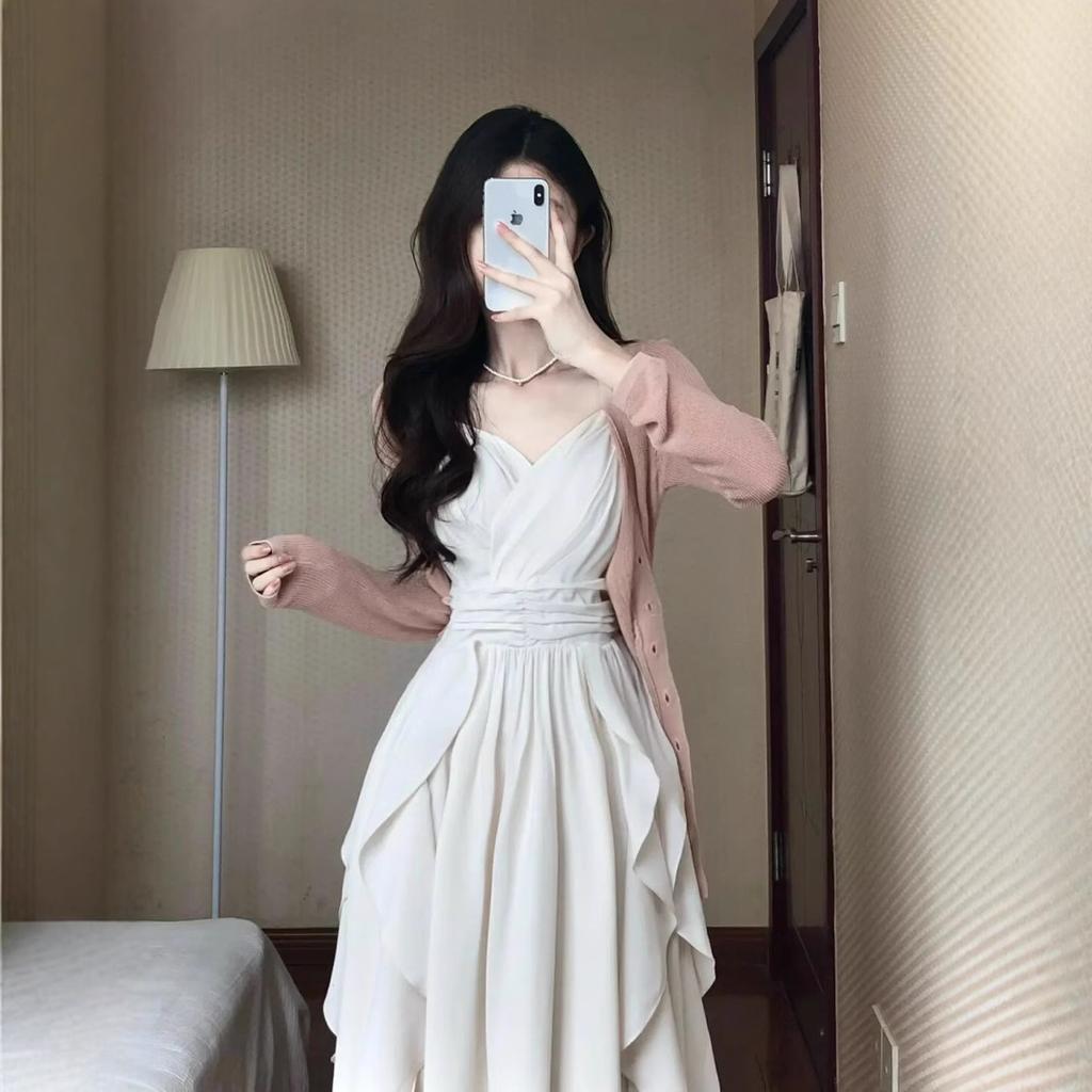 Autumn New Set, New Sunscreen Cardigan, Ruffle Edge Waist Suspender Skirt Two-piece Set
