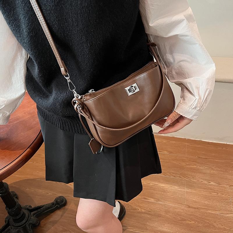 Fashion Versatile Bag Women's New Shoulder Messenger Bag Casual Handbag
