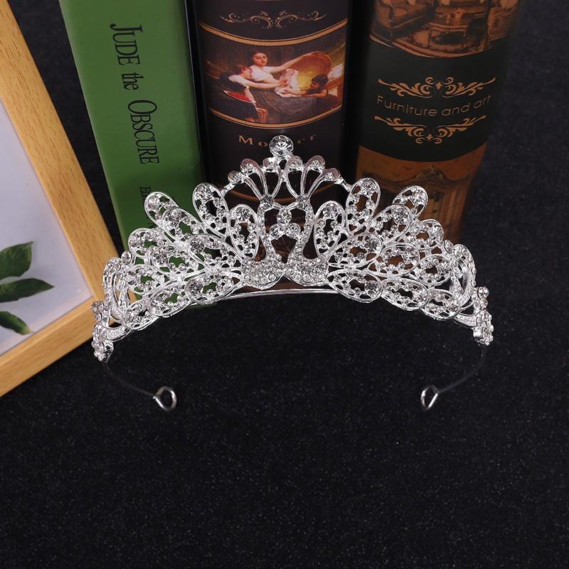 Elegant European & American Bridal Jewelry Set: Crown, Necklace & Earrings - Perfect for Weddings & Parties.