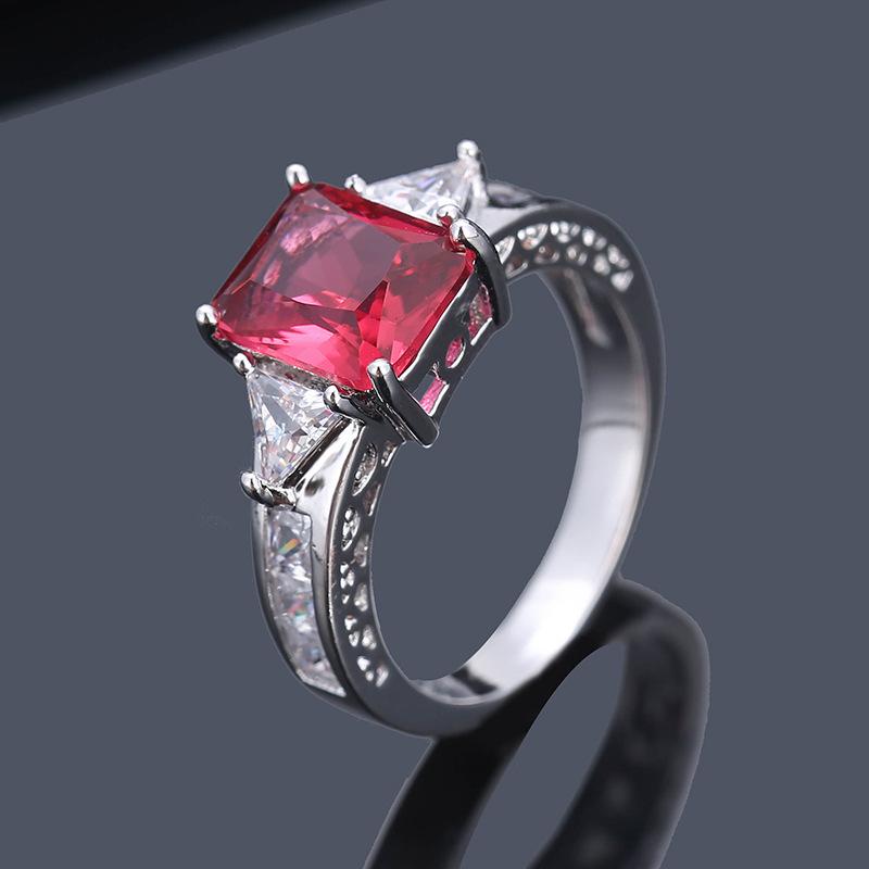 Square Gem Inlaid Metal Ring Earrings with Hollow Design - Elegant and Sweet for Women Size 6 платиновый/красный