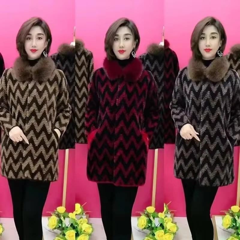 Winter High End Imitation Mink Fleece Warm Wool Coat Middle Aged Elderly Mother Jacket Thicken Knitted Cardigan Woolen Outwear