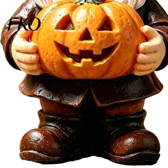 Weather Resistant Gnome Decor Halloween Garden Statue, Faceless Holding Pumpkin Sculpture, Stable Sculpture Waterproof Resin Statue for Porch