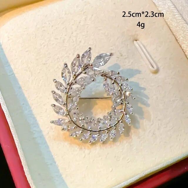 Korea Simple Geometry Square Zircon Small Flower Brooches Elegant Temperament  Bow Snowflake Dress Accessories Pins Girls Gifts