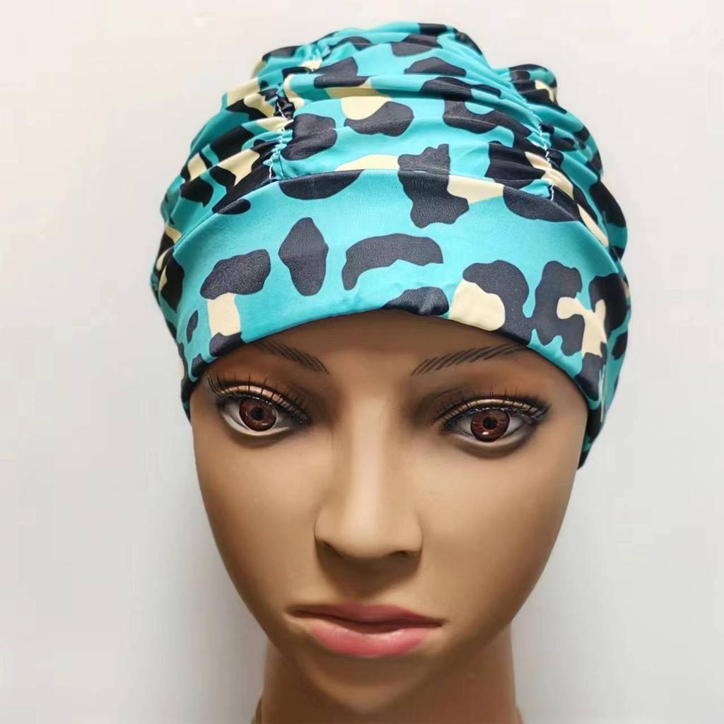 Damen Bunte Bedruckte Bandana Schwimmkappe Wasserdichtes Elastisches Material Langhaarfreundlich Schwimmen am Meer Strandzubehör