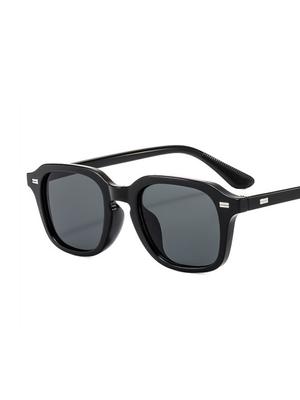 Classic Retro Rivet Small Rectangle Sunglasses Punk Vintage Fashion Square Glasses Frame Shades for Men Women
