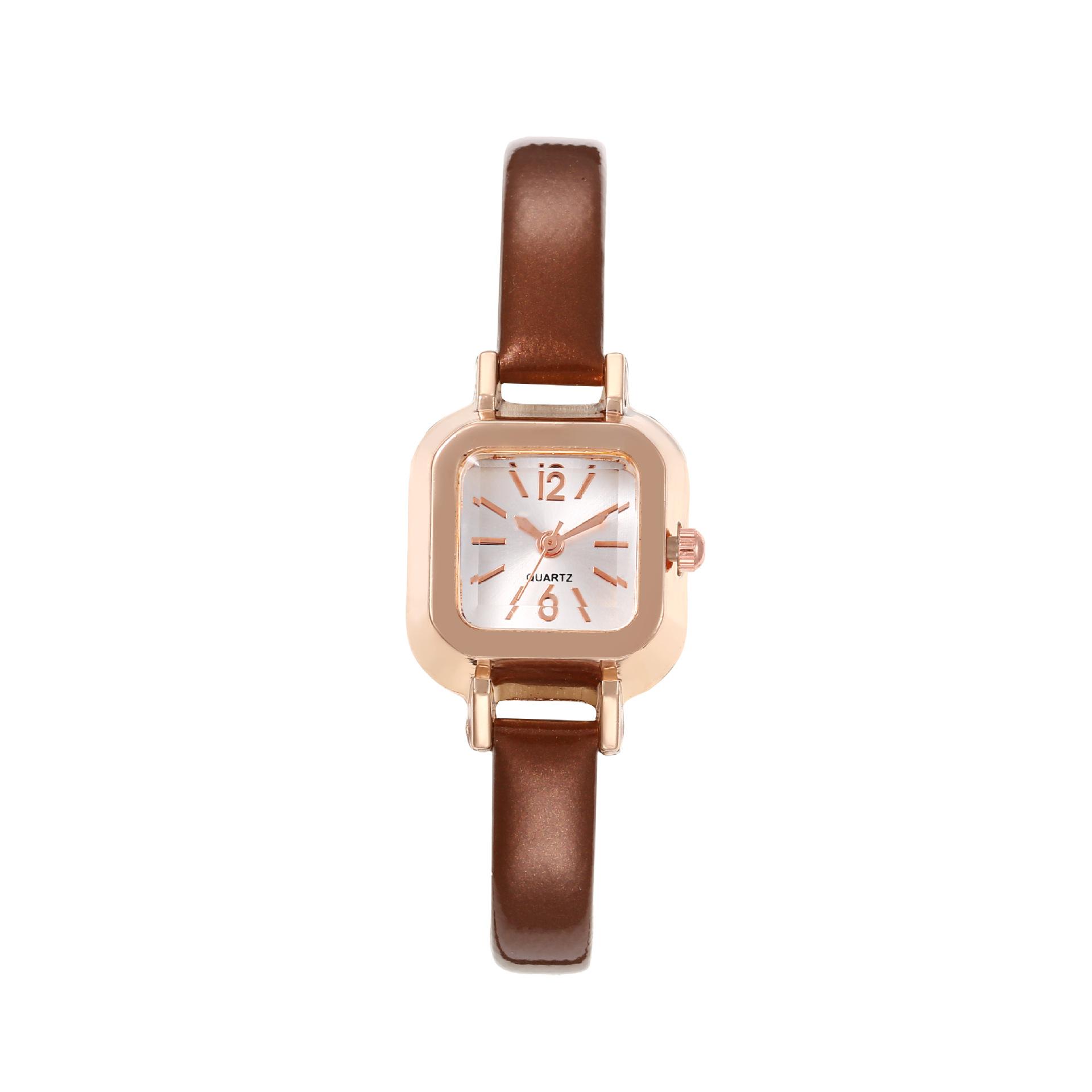 

Fashion Retro Digital Dial Casual Watches Small Square Leather Strap Wrist Watch Elegant Clock Quartz Wristwatch for Women Gift коричневий