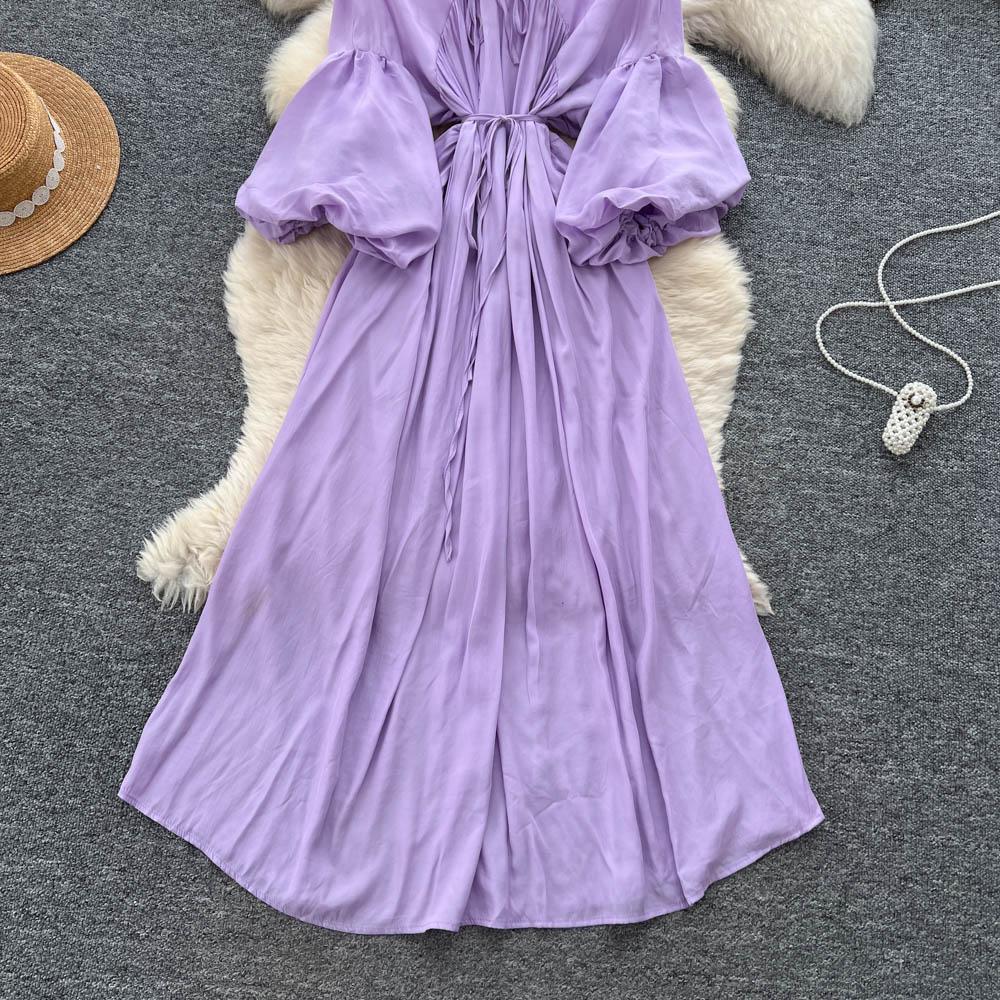 Retro V-Neck S páskem v pase Lucernový rukáv Délka ke kolenům A-Line Midi šaty Korejský Sle Letní Dlouhé šaty pro ženy