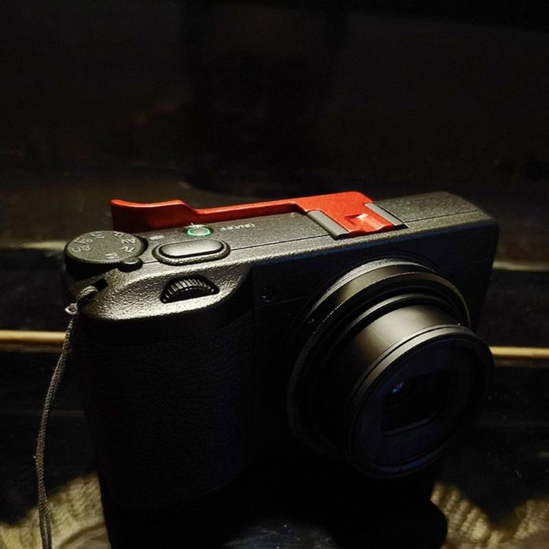Aluminum Alloy Thumb Up Hot Shoe Hand Grip For GRIII GR3X Cameras For Improved Handling And Control