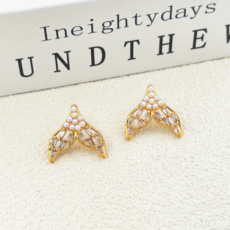 

Fishtail Shape Micro-Inlaid Zircon Light Luxury Stud Earrings Women золотой