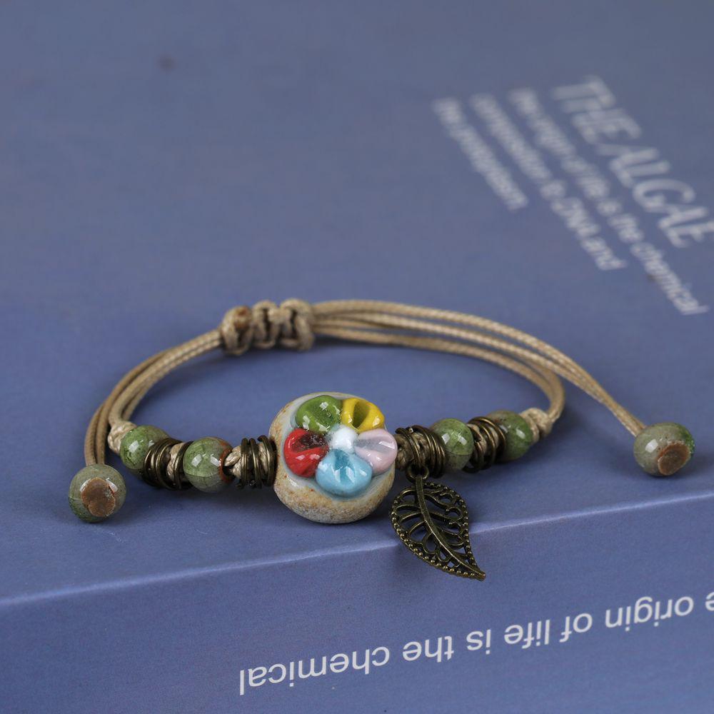 Yuan Xiaohong Ceramics Mori Style Bee Bracelet with Cute Ornaments and Natural Woven Hand Rope