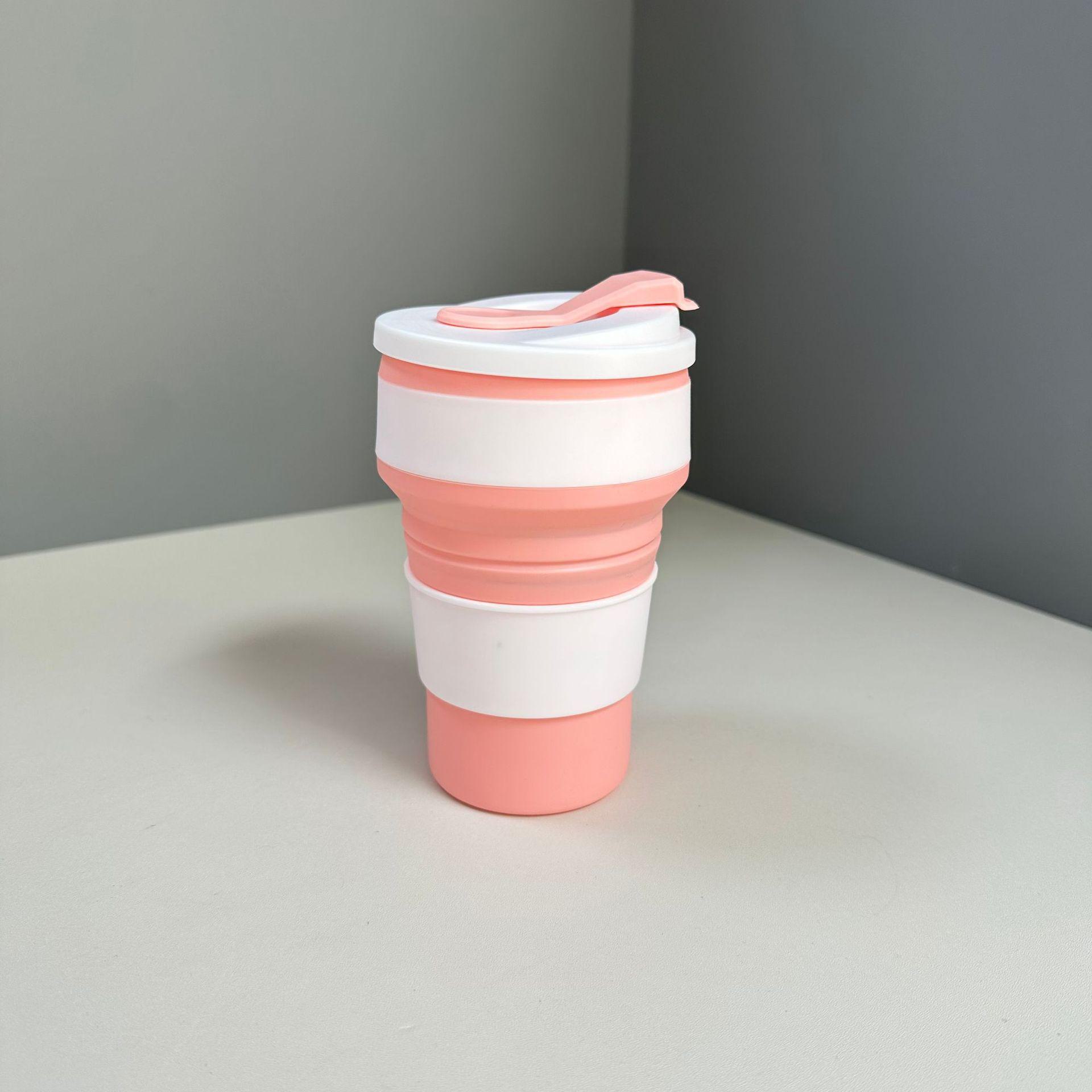 

Компактная складная силиконовая кружка для воды и кофе для путешествий и занятий спортом — стильный, удобный и высококачественный дизайн. розовый