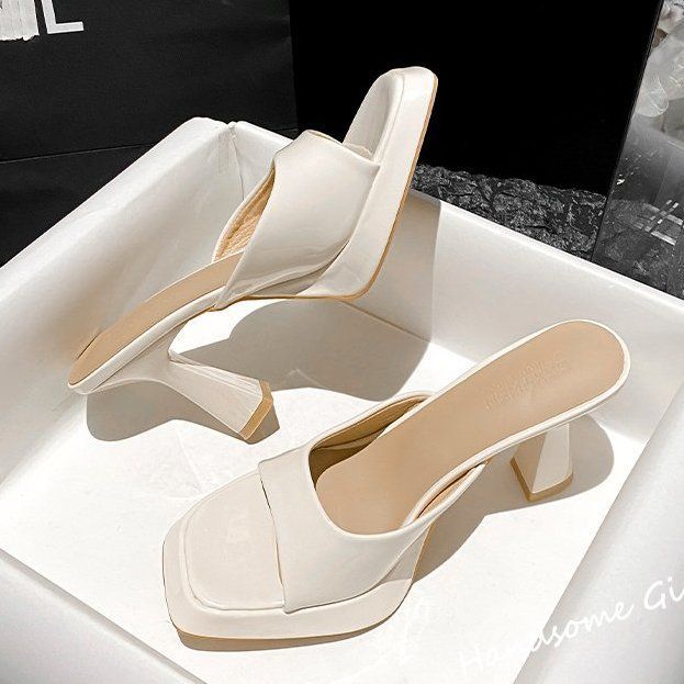 French Patent Leather High-heeled Sandals Women's Summer New Niche Slippers Thick-soled Thick-heeled Open-toed Beautiful Cool Slippers